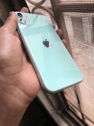 iphone xs or iphone 11