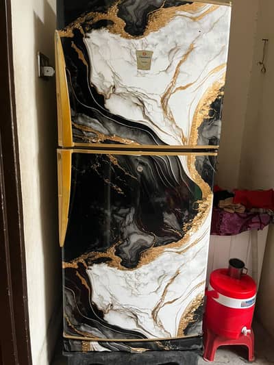 full size fridge Neat clean working condition