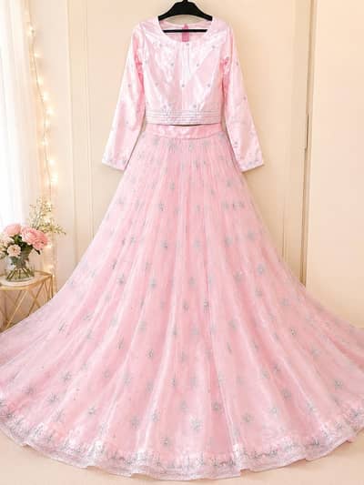 Silk lehnga for sale price 7000