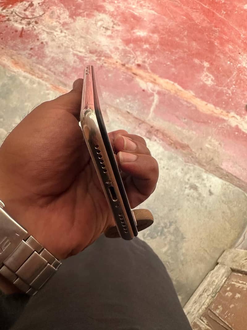 iPhone X 3