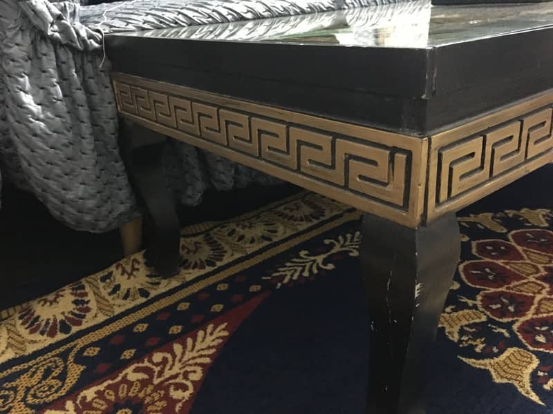 Sofa table 3