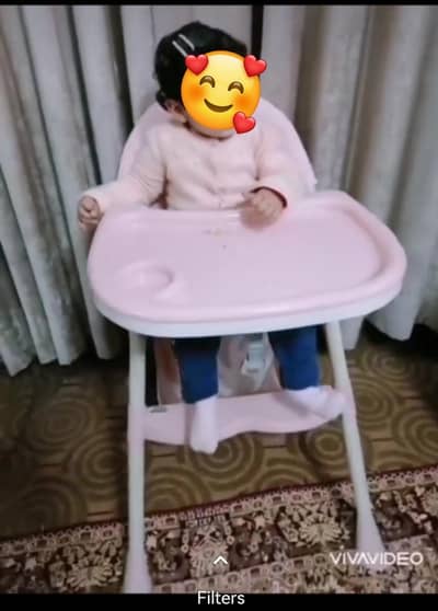 baby  food chair good condition only 6 thousand