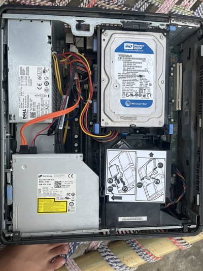 Desktops for sale 10 by 10