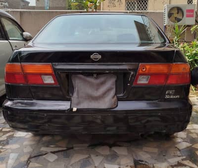 Nissan Sunny Model 2000