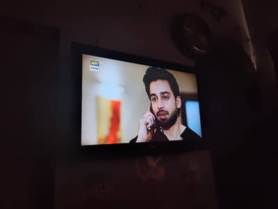 lg smart led 33 inch voice control airmouse built in live channels