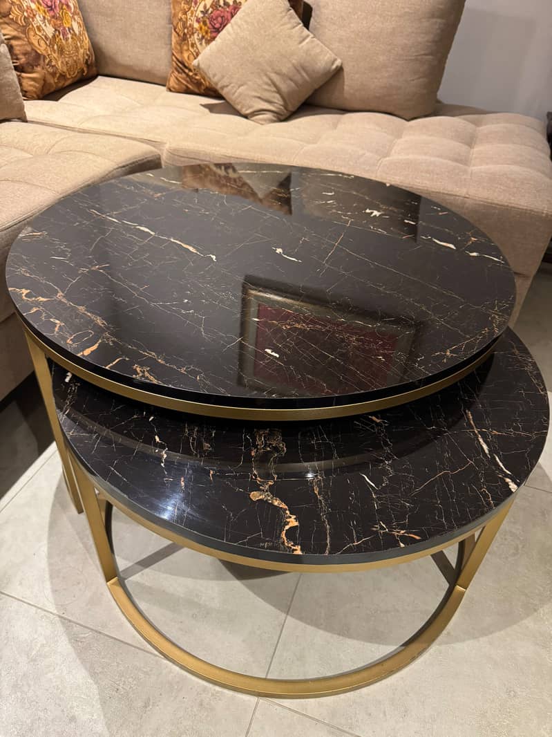 2 centre tables 0