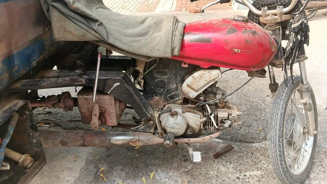 loader rickshaw 4