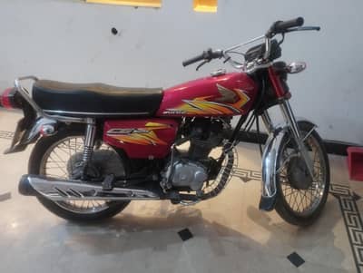 Honda 125 like brand new condition