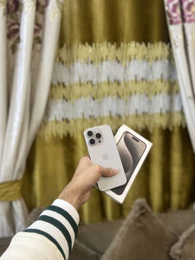 Apple iPhone 15 Pro Max 256gb factory unlocked