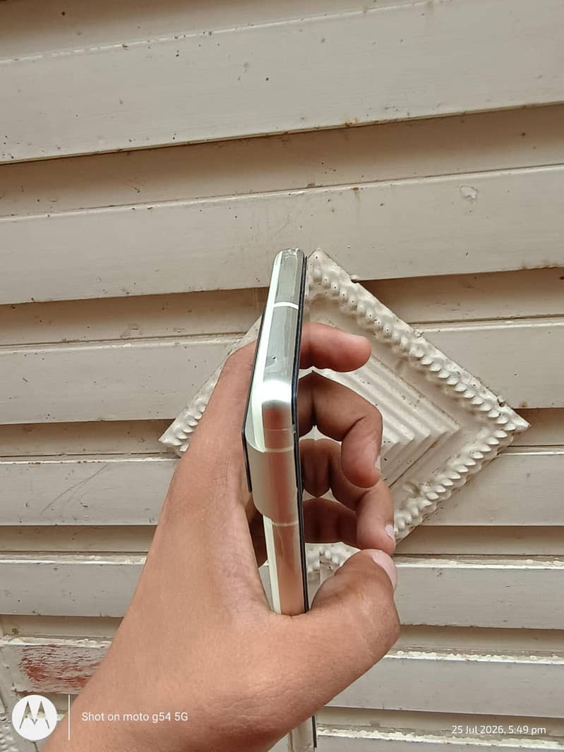 Google Pixel 7 3