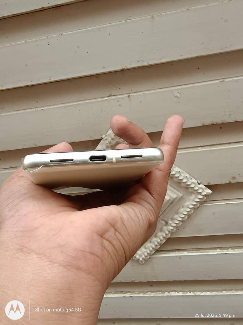 Google Pixel 7 6