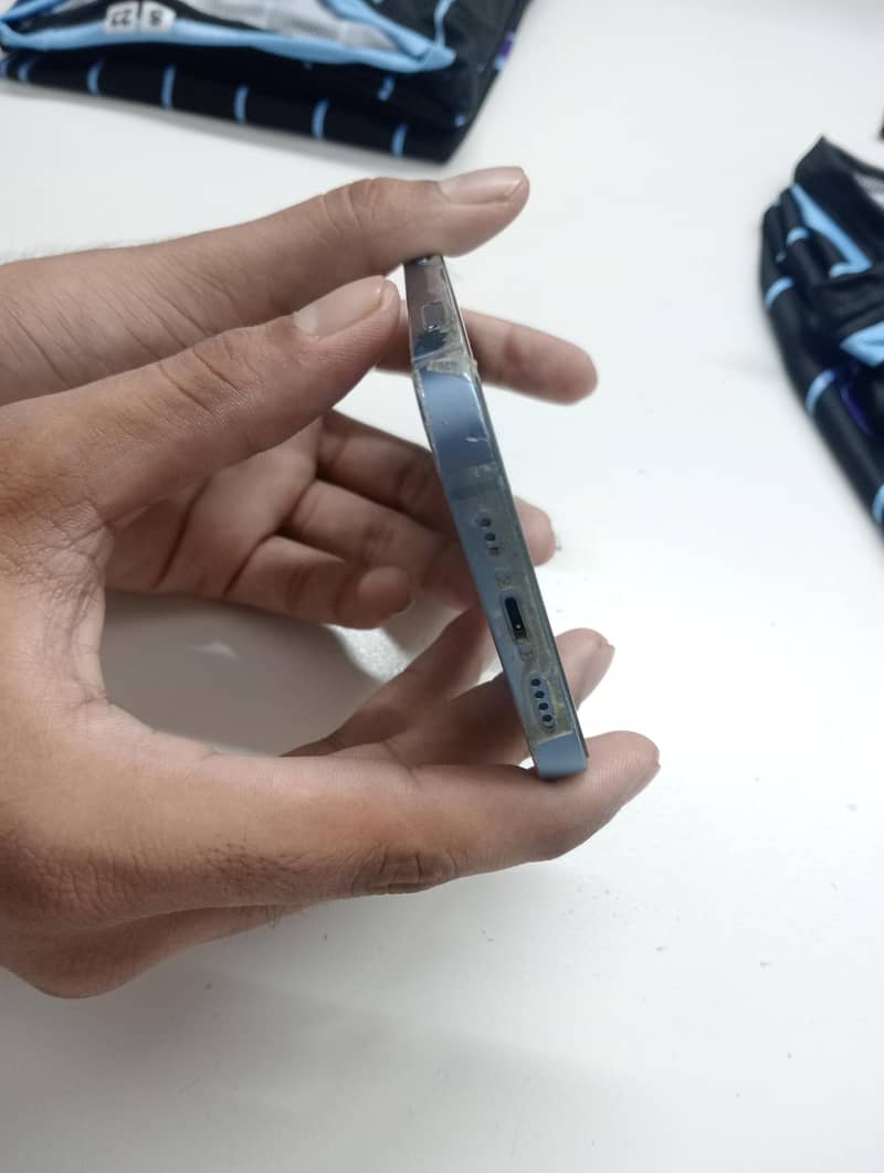 Apple iPhone 14 1