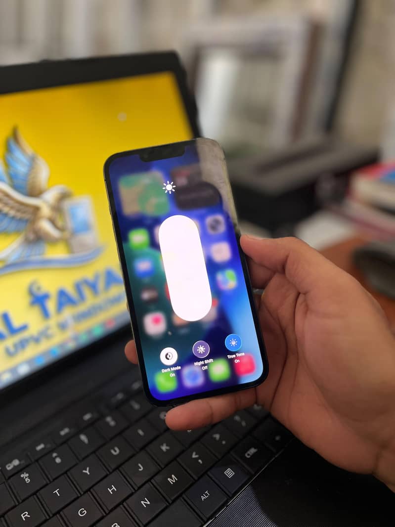 IPhone 13 Pro 8