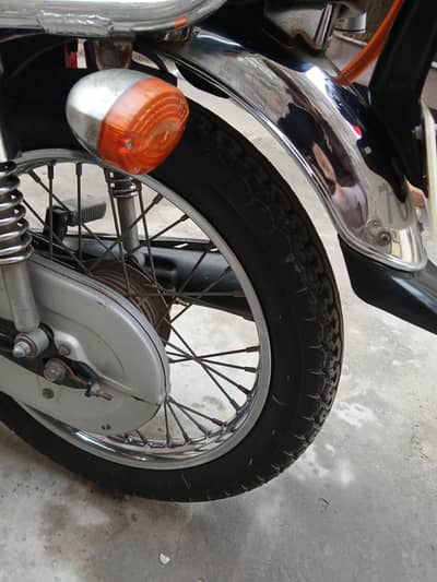 honda 125 totally genuine condition