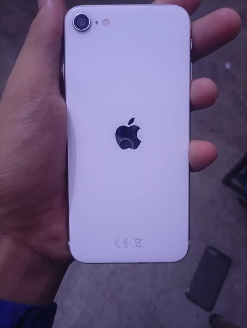 Apple iPhone SE 0
