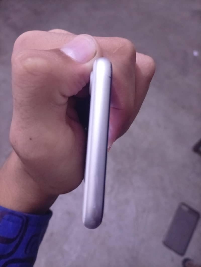 Apple iPhone SE 2