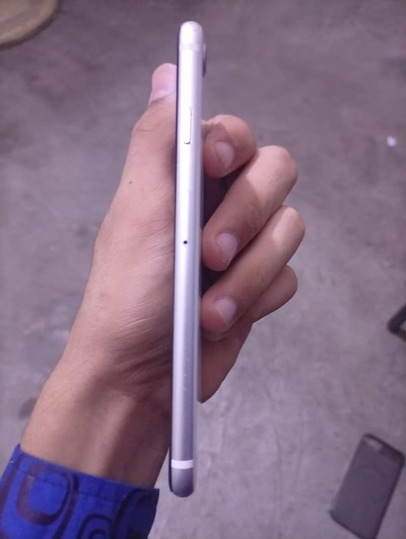 Apple iPhone SE 4