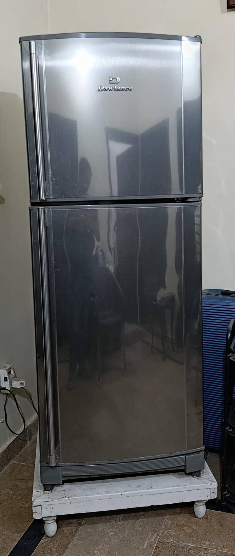 Dawlance Medium Size Refrigerator | Excellent Cooling Condition 0