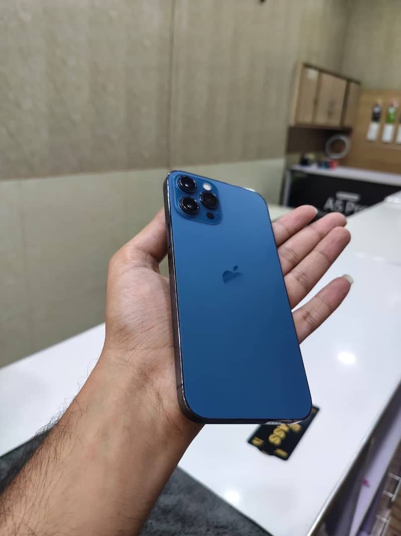 IPhone 12 Pro Max 2