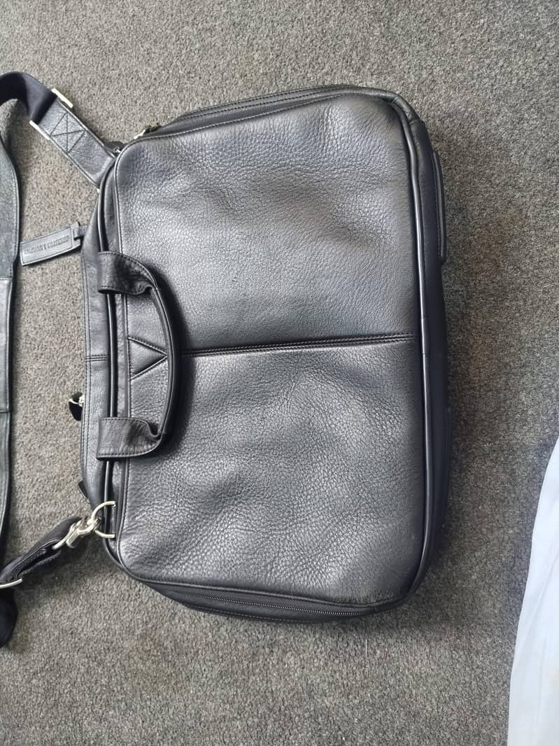 JOHNSTON & MURPHY BAG 2