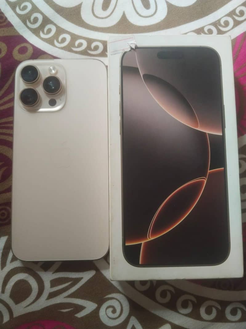 Apple iPhone 16 Pro Max 1