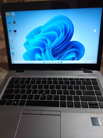 hp elitebok core i5 6th Gen 8 256 ssd