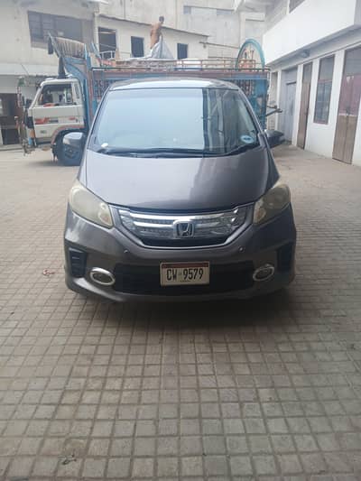 Honda Freed 2013