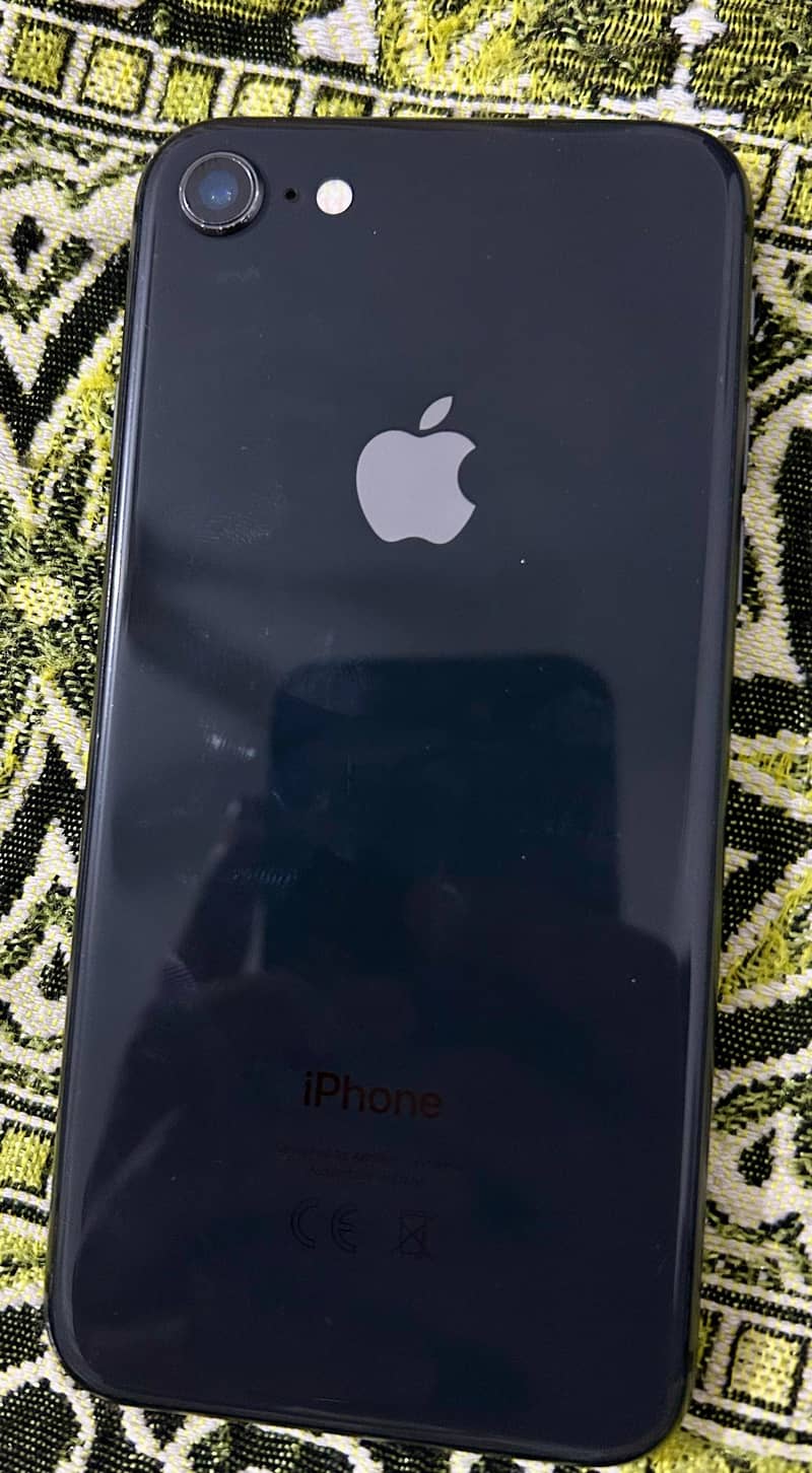 Apple iPhone 8 2