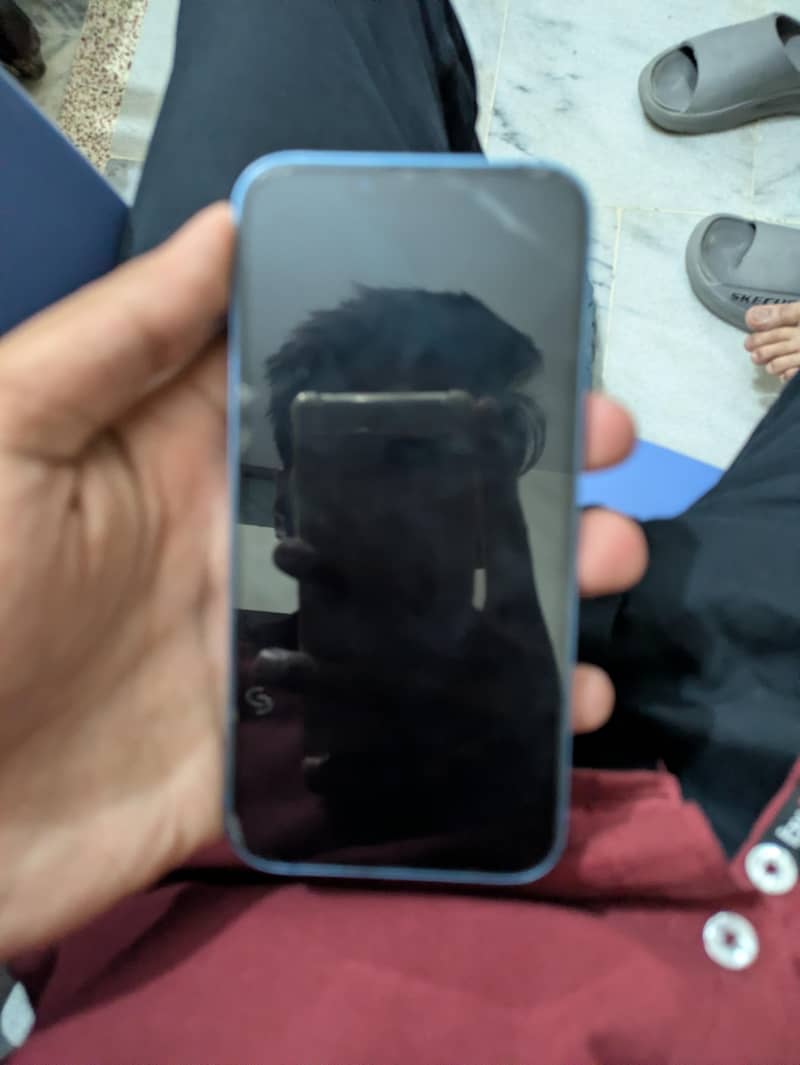 Apple iPhone 13 1