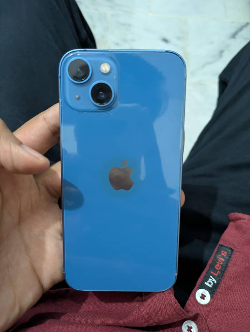 Apple iPhone 13 6