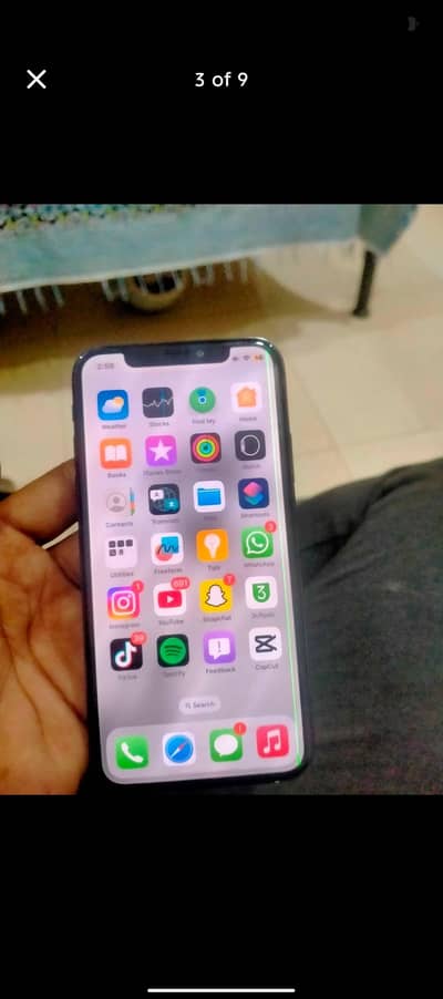 iPhone X