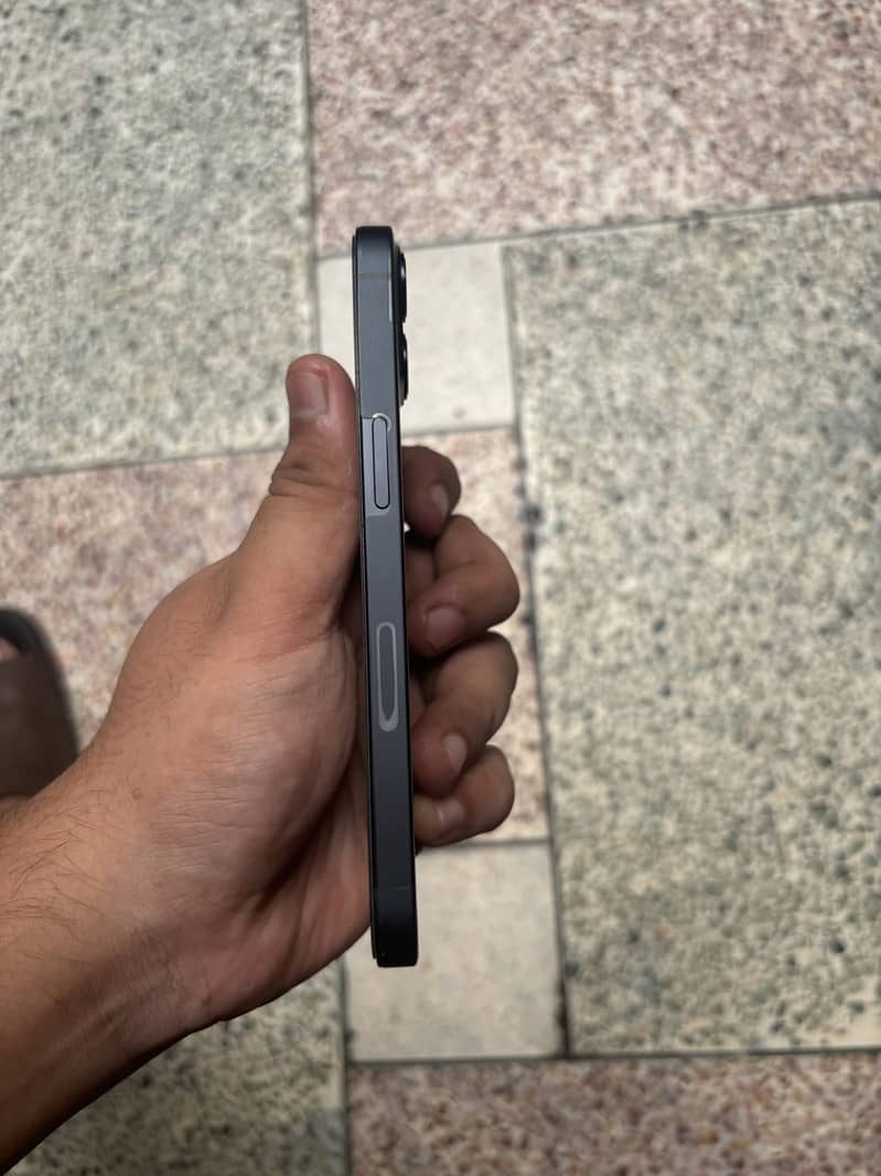 Iphone 13 JV 1