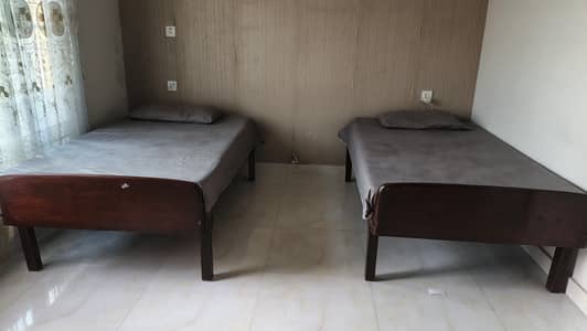 Single Bed / Kids Bed
