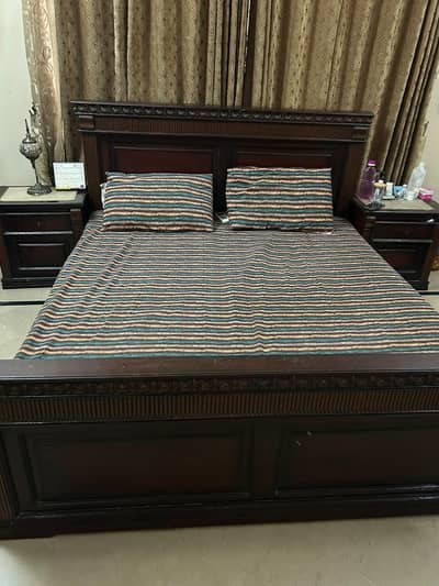 Solid Wooden Bed Set with Dressing Table