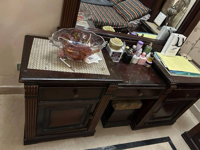Solid Wooden Bed Set with Dressing Table 1