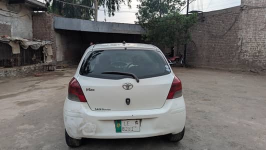 Toyota Vitz 2010