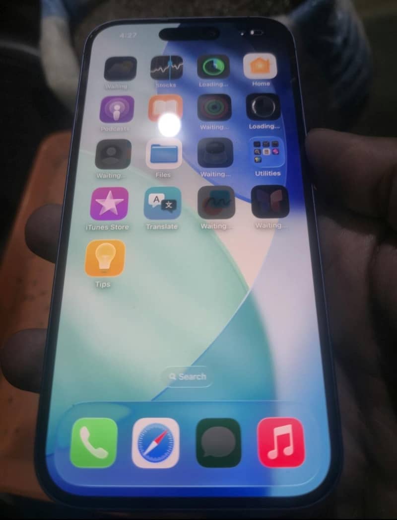 Apple iPhone 16 1