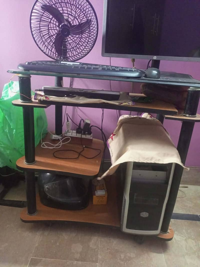 Computer Tables 5