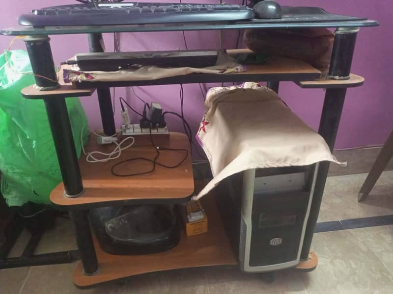Computer Tables 6