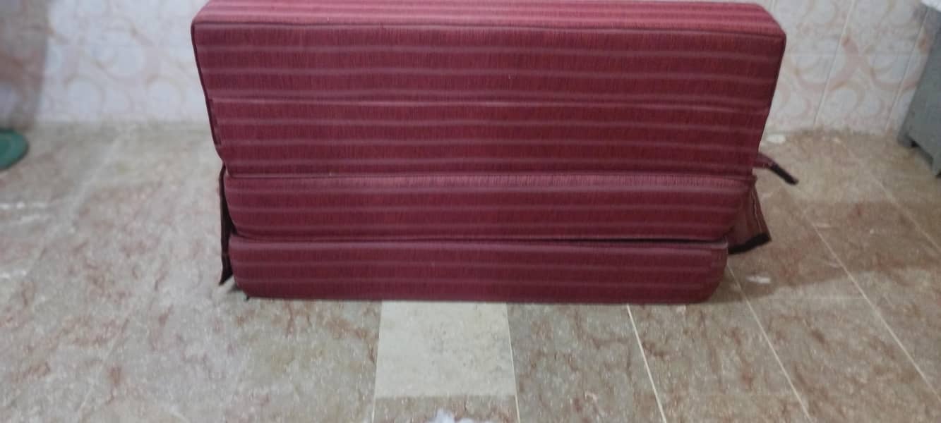 Sofa com bed 1
