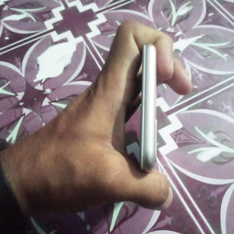 Honor 7C 3