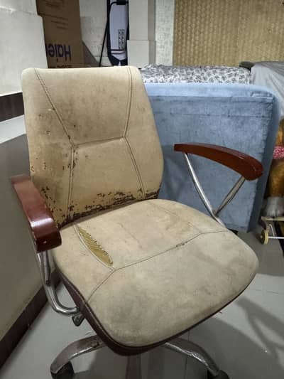 Office Revolving Chair