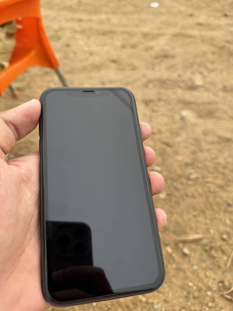Apple iPhone 11 1