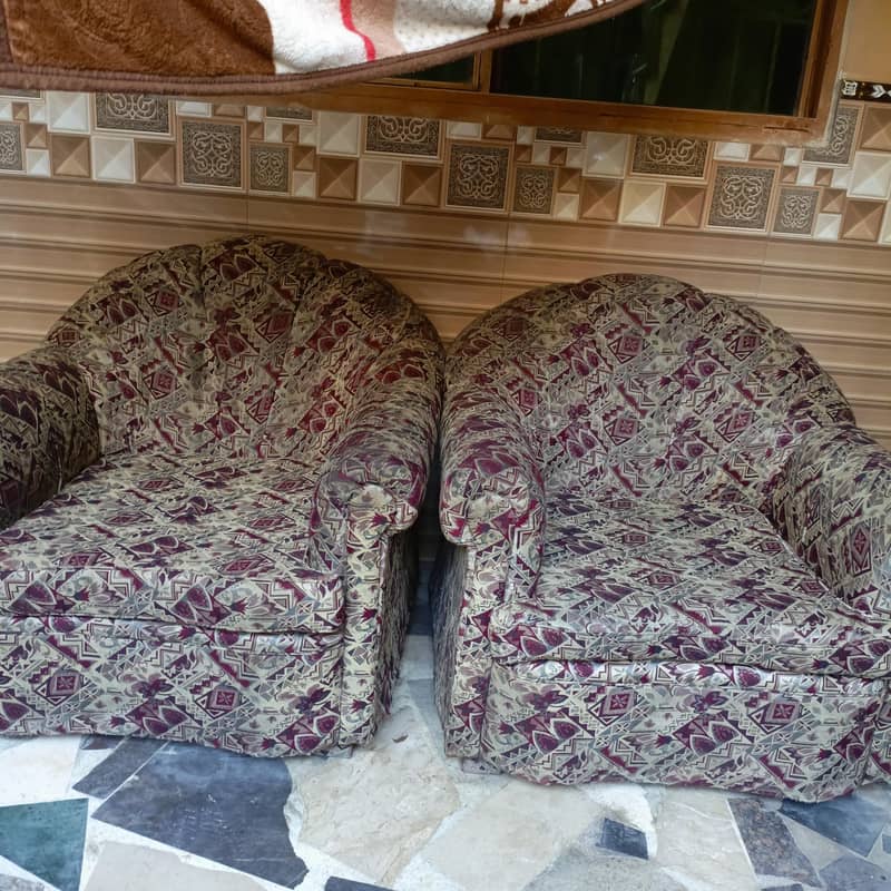 2 seater sofa 0