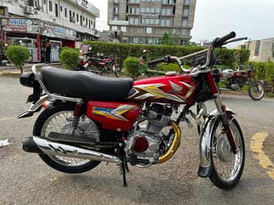 Honda CG 125 2025