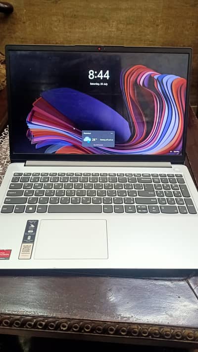 Lenovo ideapad 1 16g ram 512gb (2gb graphics card)