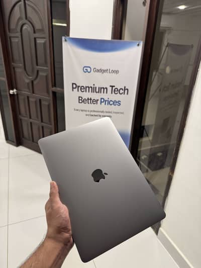 Macbook Pro 2019 8/256