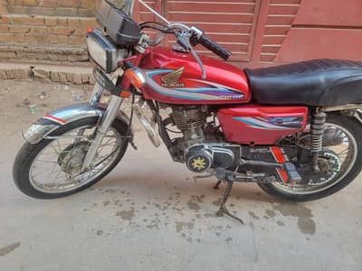 Honda 125 Totally ganion. Punjab number All ok