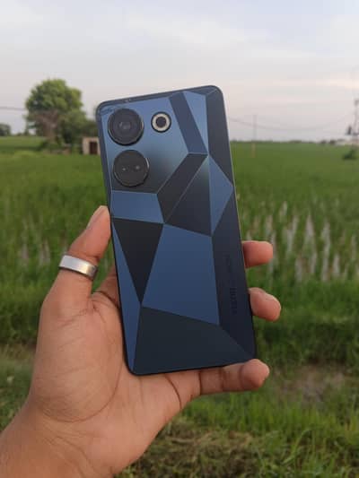 Tecno CAMON 20