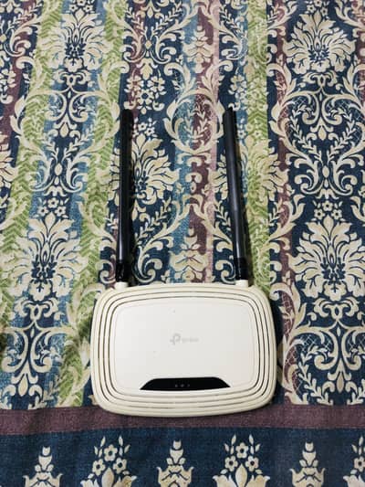 Tp link WR841N Black antenna router